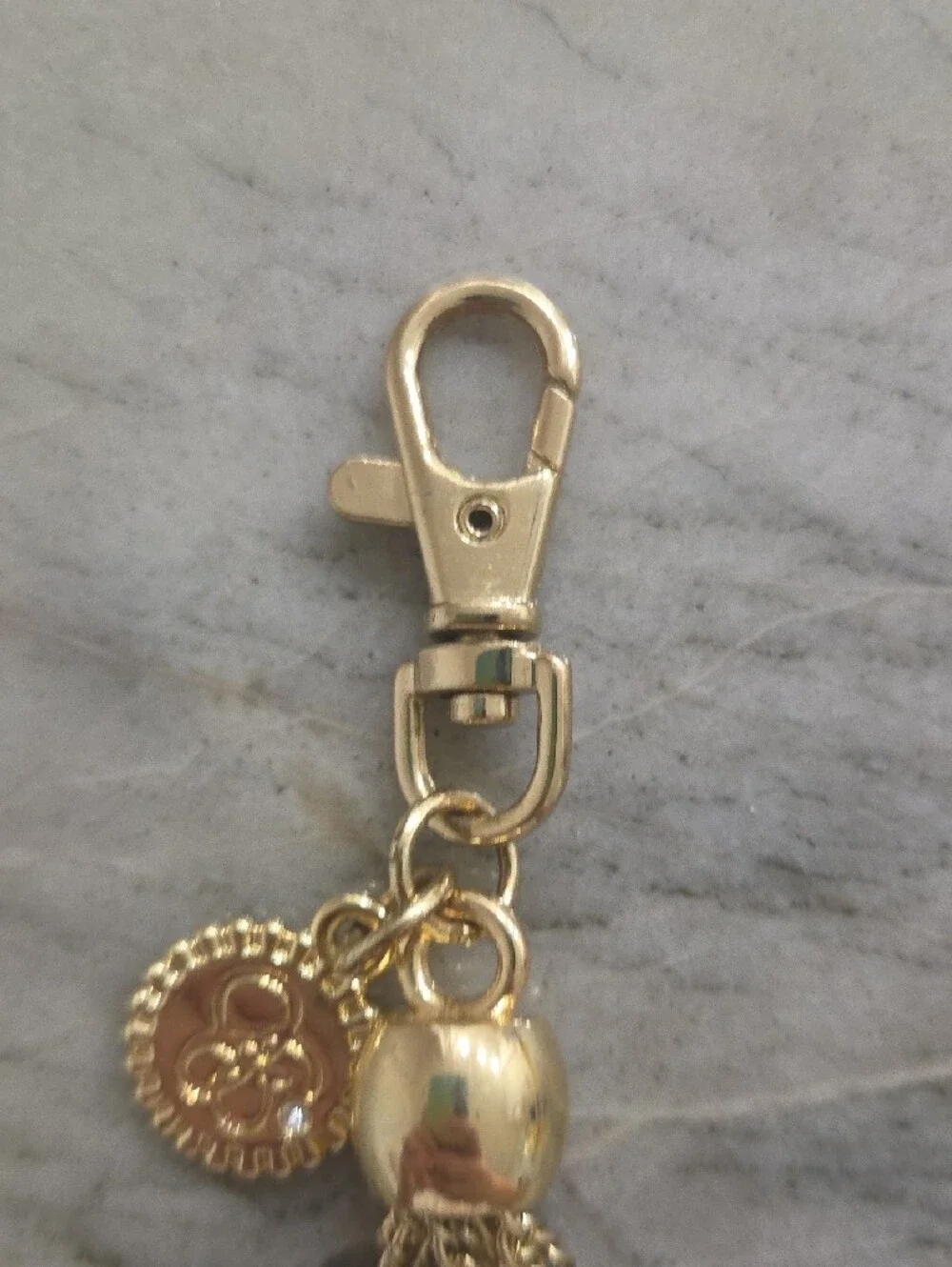 N/A elegant gold